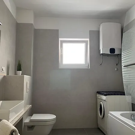 Ivan Apartment *